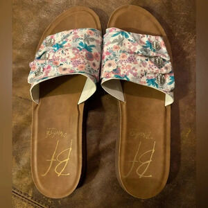 Blowfish floral sandals new sz 10